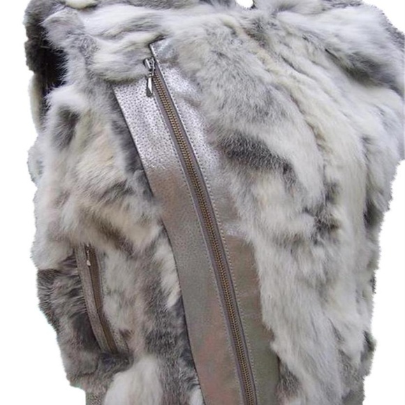 Cache Metallic Leather Fur Vest Diagonal Zipper Lined $278 NWT New Gray White - Picture 3 of 9